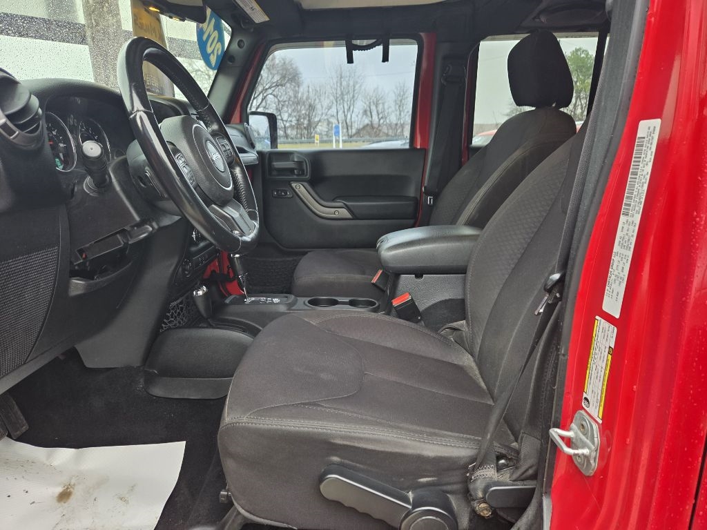 Jeep Wrangler Unlimited 4WD 4dr Sport 2014