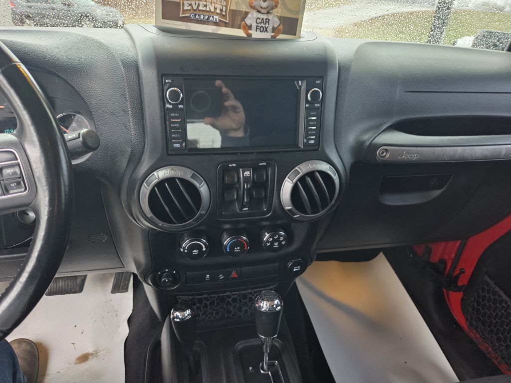 Jeep Wrangler Unlimited 4WD 4dr Sport 2014