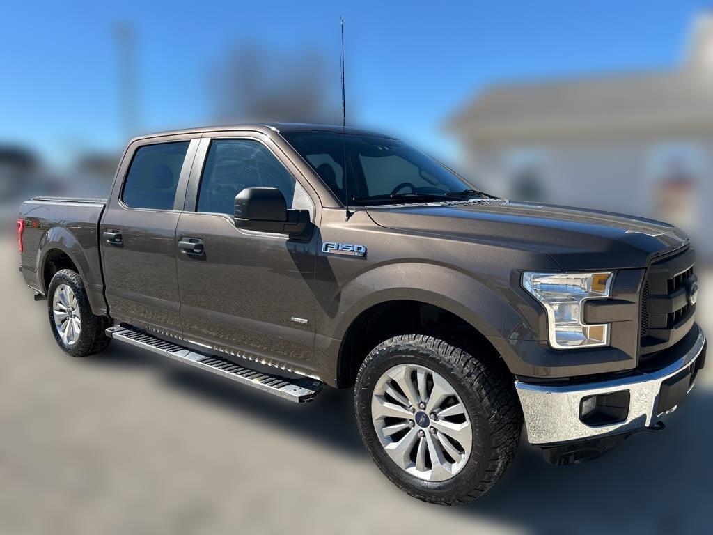 2016 Ford F-150 4WD SuperCrew 145" XLT