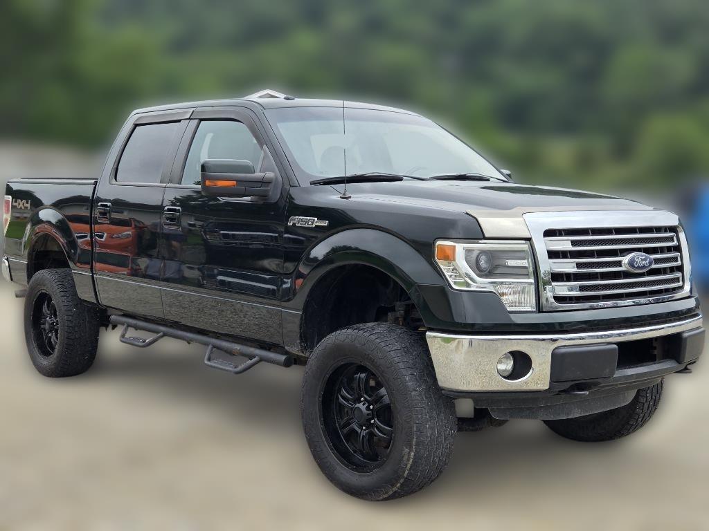 2013 Ford F-150 4WD SuperCrew 145" Lariat