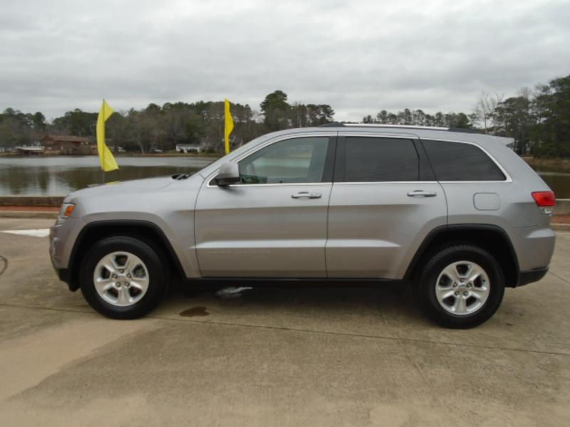Jeep Grand Cherokee Laredo 2WD 2014
