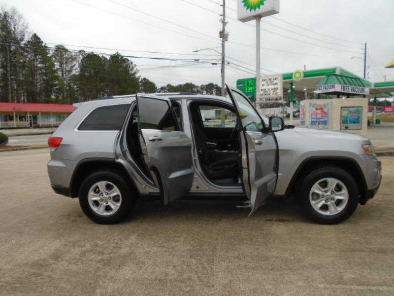 Jeep Grand Cherokee Laredo 2WD 2014