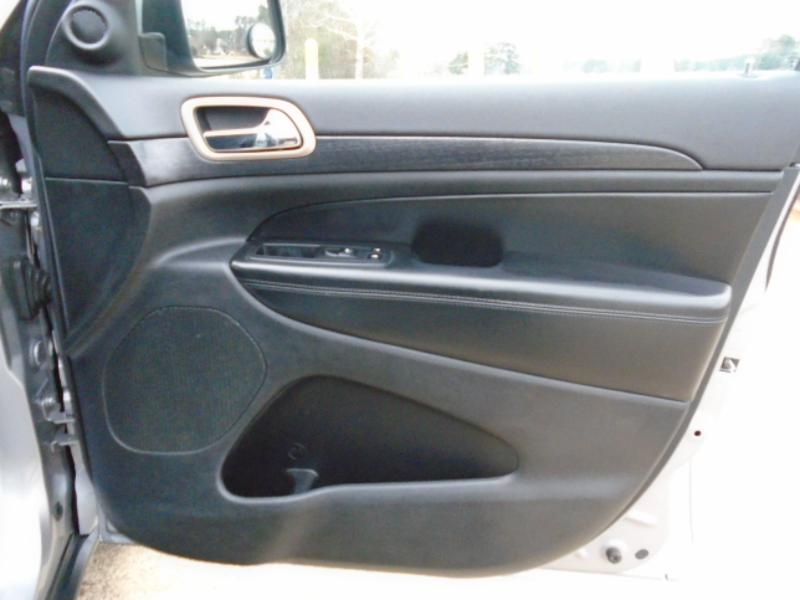 Jeep Grand Cherokee Laredo 2WD 2014