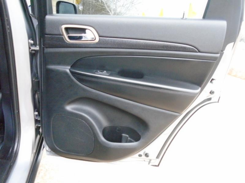 Jeep Grand Cherokee Laredo 2WD 2014