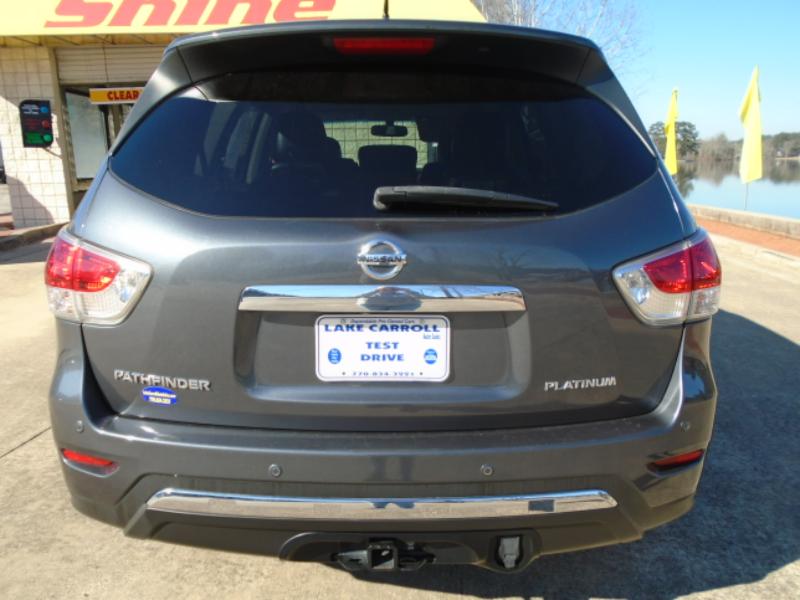 Nissan Pathfinder Platinum 2WD 2013