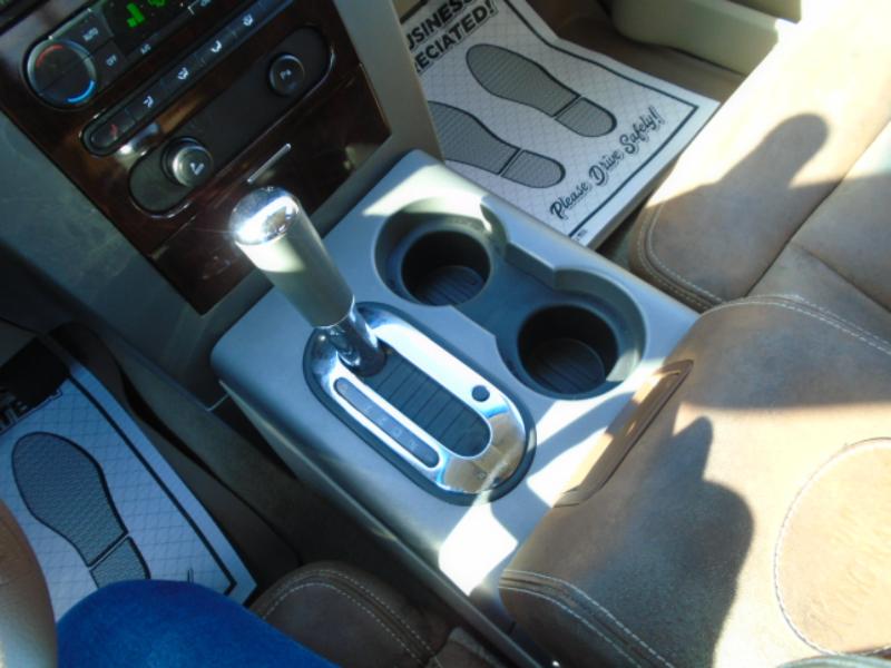 Ford F-150 XLT SuperCrew 2WD 2005