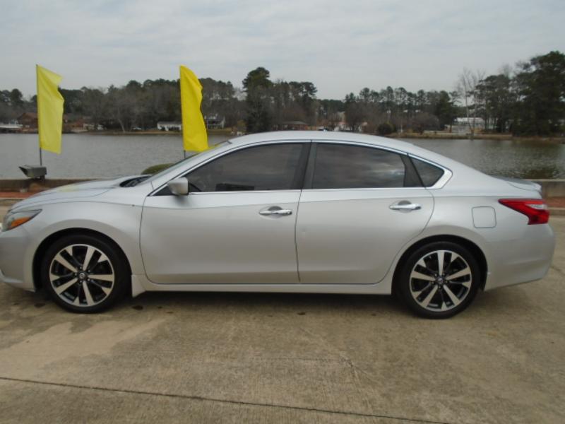 Nissan Altima 2.5 SR 2016