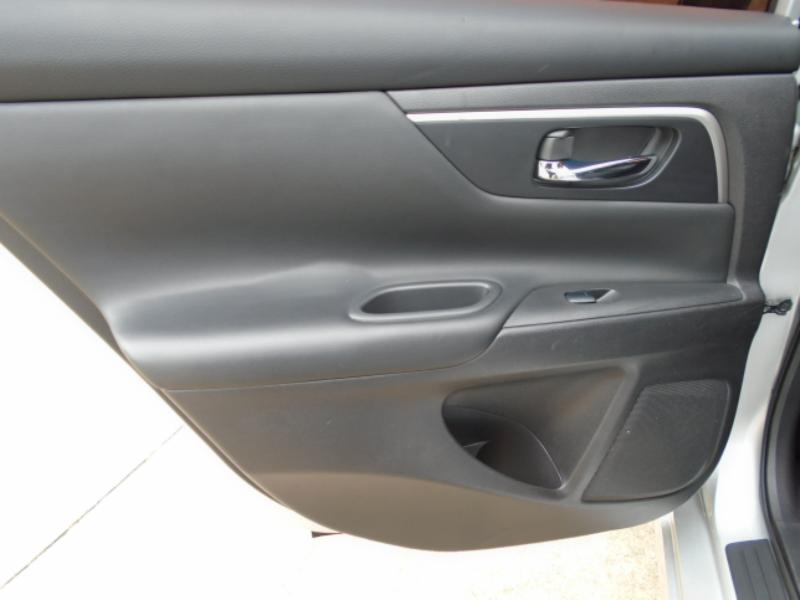 Nissan Altima 2.5 SR 2016