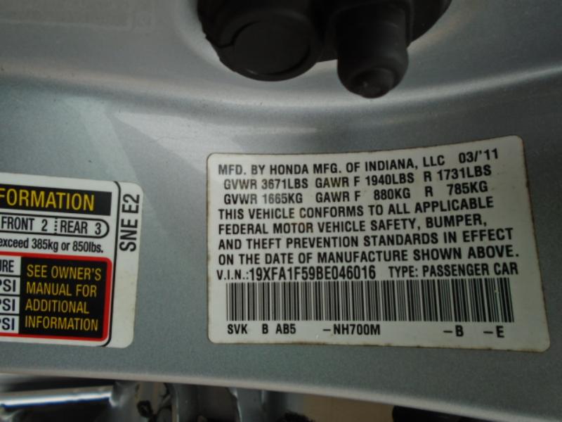 Honda Civic LX Sedan 5-Speed AT 2011