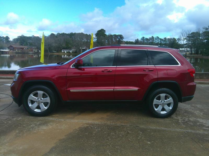 Jeep Grand Cherokee Laredo 2WD 2013