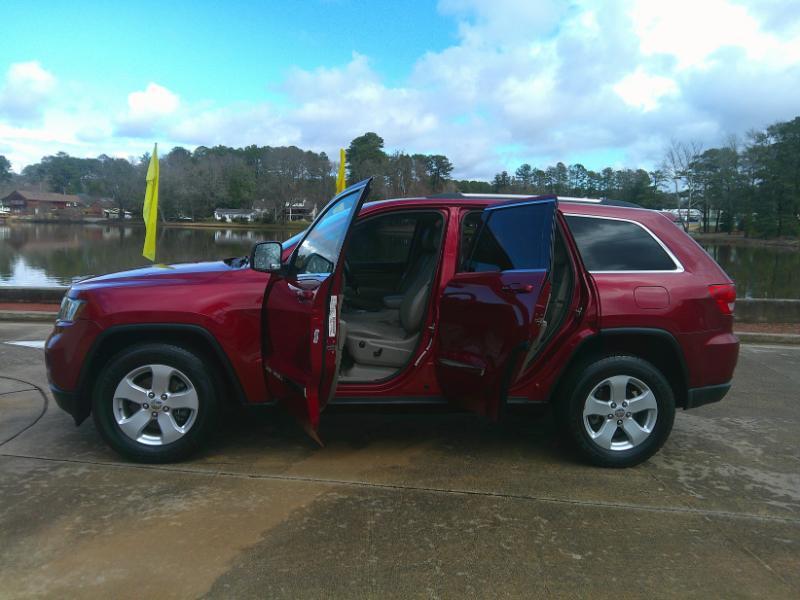 Jeep Grand Cherokee Laredo 2WD 2013