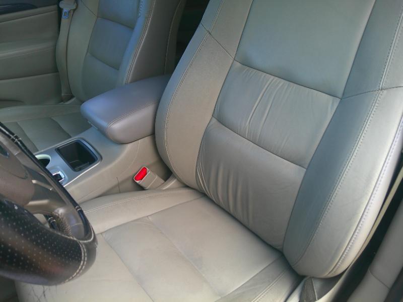 Jeep Grand Cherokee Laredo 2WD 2013