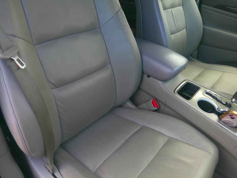 Jeep Grand Cherokee Laredo 2WD 2013