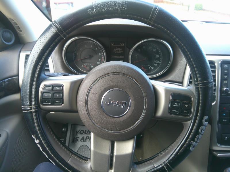 Jeep Grand Cherokee Laredo 2WD 2013