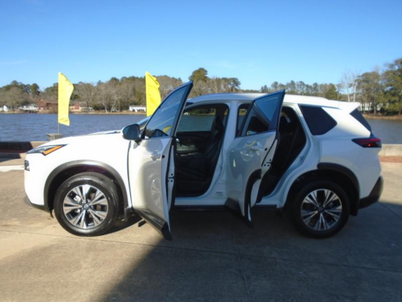 Nissan Rogue SV 2023