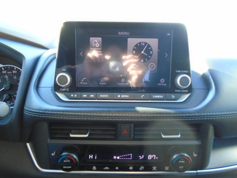 Nissan Rogue SV 2023