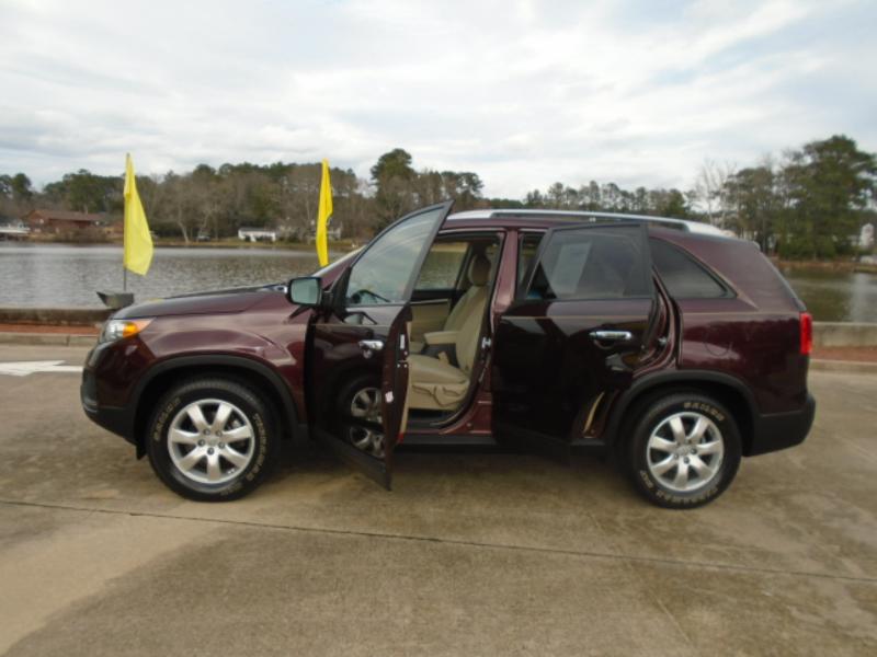 Kia Sorento LX V6 2WD 2013