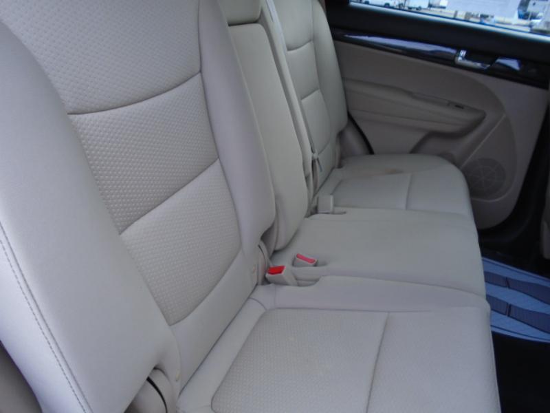 Kia Sorento LX V6 2WD 2013