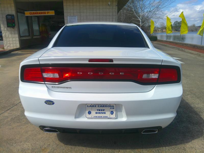 Dodge Charger SE 2014