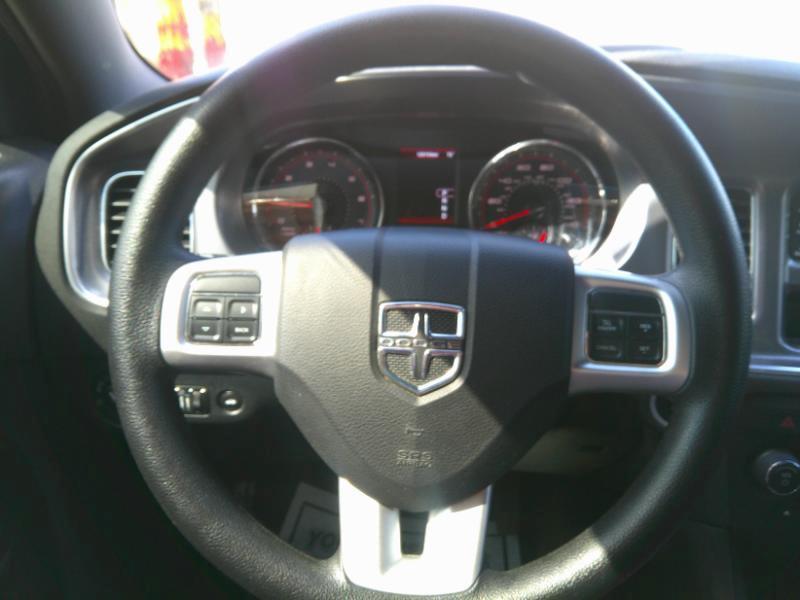 Dodge Charger SE 2014