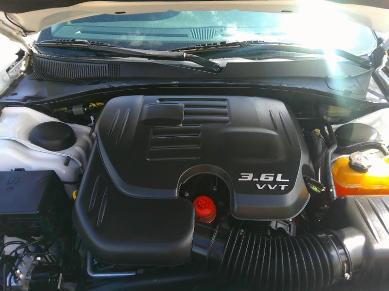 Dodge Charger SE 2014