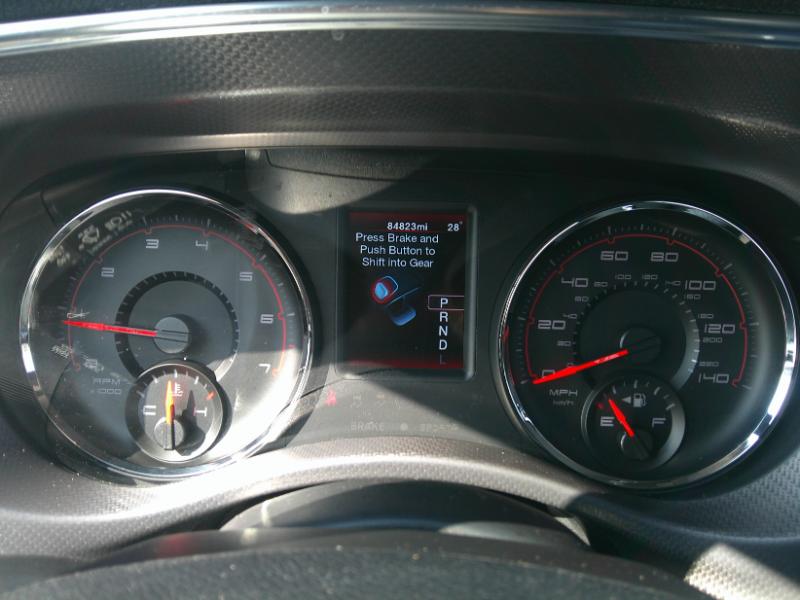 Dodge Charger SE 2012