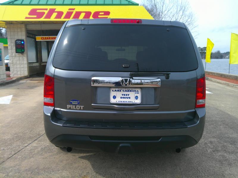 Honda Pilot LX 2WD 5-Spd AT 2013