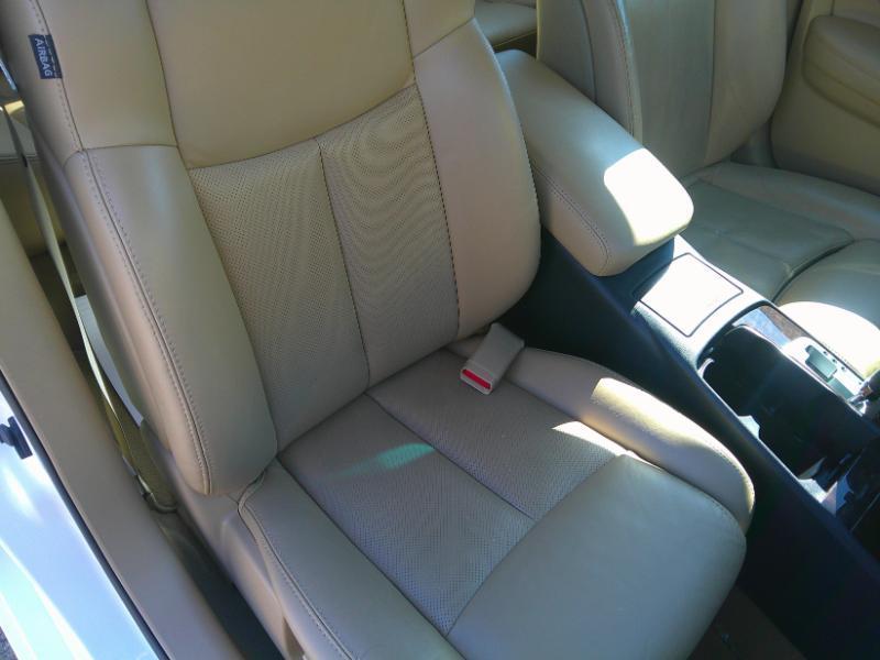 Nissan Maxima SV 2011