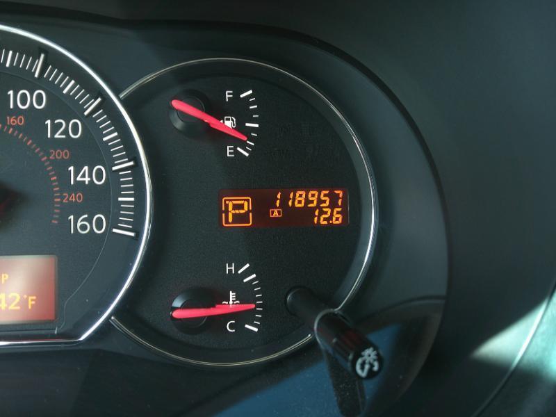 Nissan Maxima SV 2011