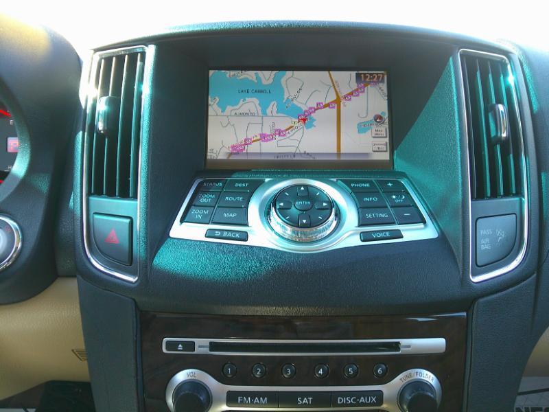 Nissan Maxima SV 2011