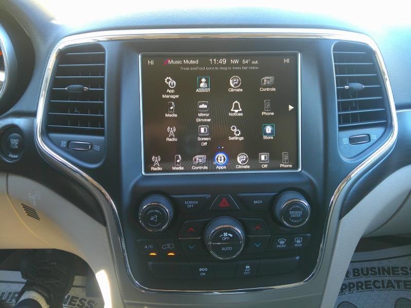 Jeep Grand Cherokee Laredo 2WD 2015