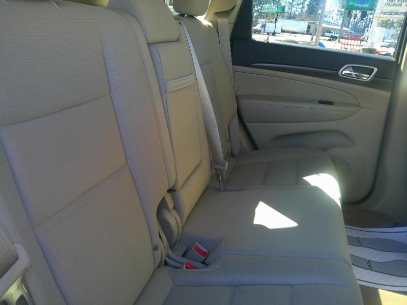 Jeep Grand Cherokee Laredo 2WD 2015