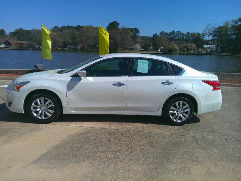 Nissan Altima 2.5 S 2013