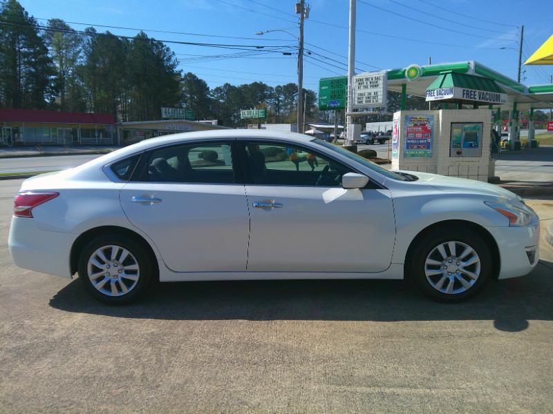 Nissan Altima 2.5 S 2013