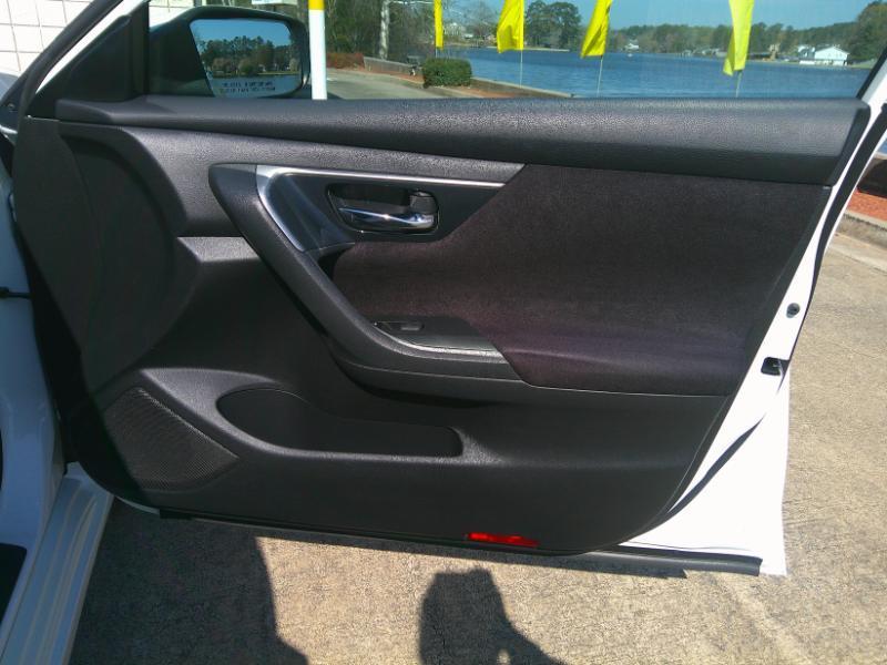 Nissan Altima 2.5 S 2013