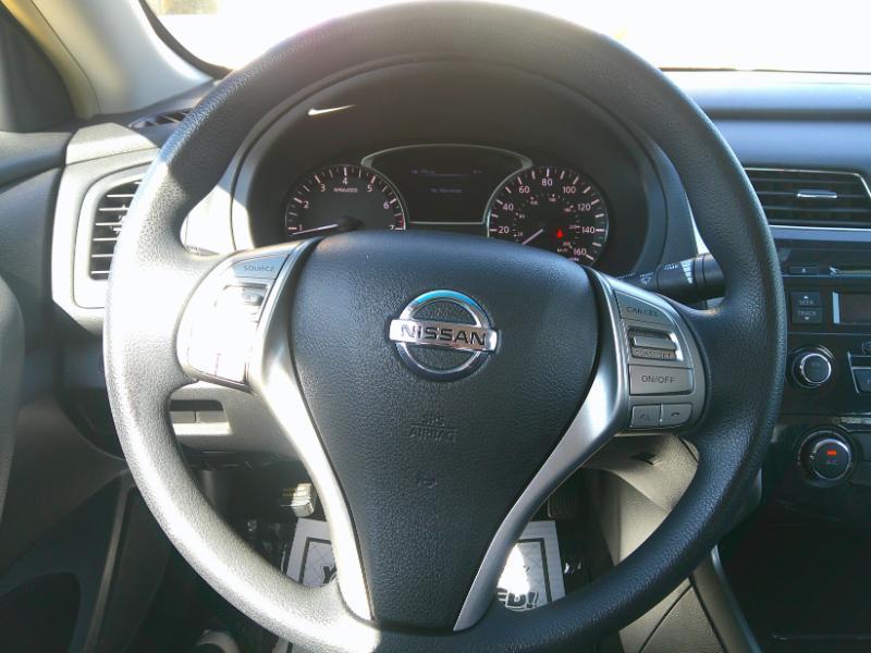 Nissan Altima 2.5 S 2013