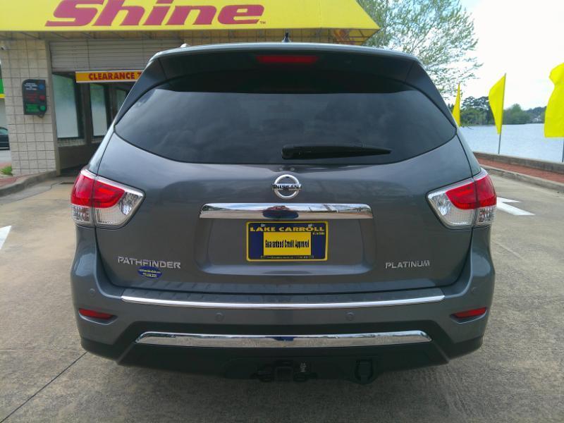 Nissan Pathfinder S 2WD 2015