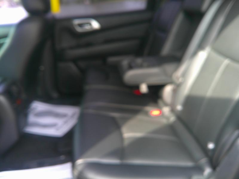 Nissan Pathfinder S 2WD 2015