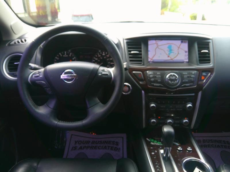 Nissan Pathfinder S 2WD 2015