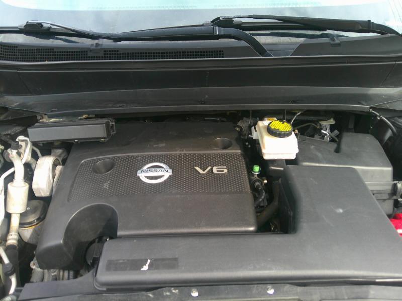 Nissan Pathfinder S 2WD 2015