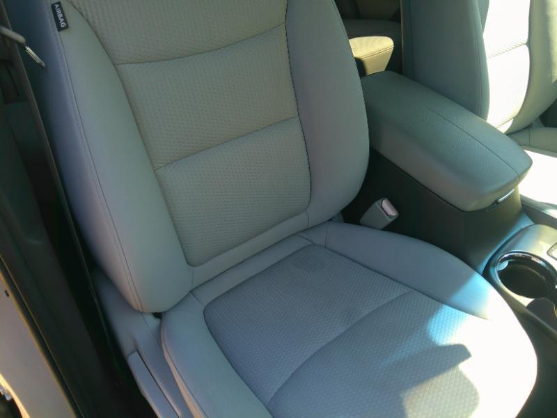 Kia Sorento LX 2WD 2011