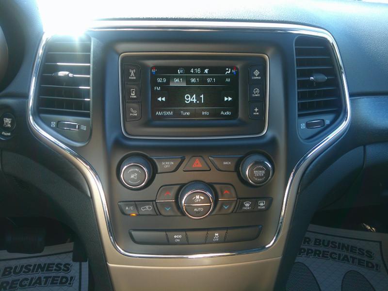 Jeep Grand Cherokee Laredo 2WD 2015