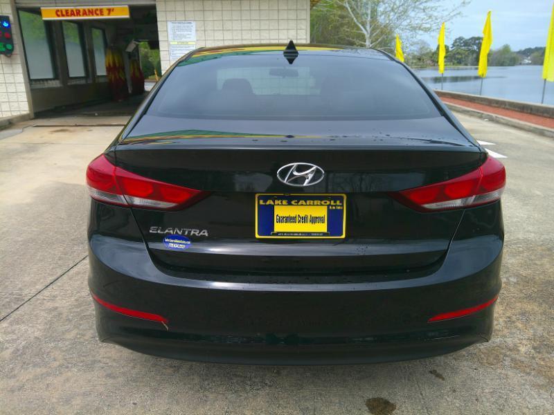 Hyundai Elantra Value Edition 6A 2017