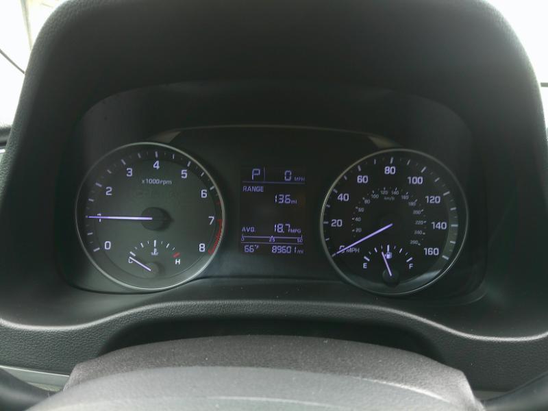 Hyundai Elantra Value Edition 6A 2017