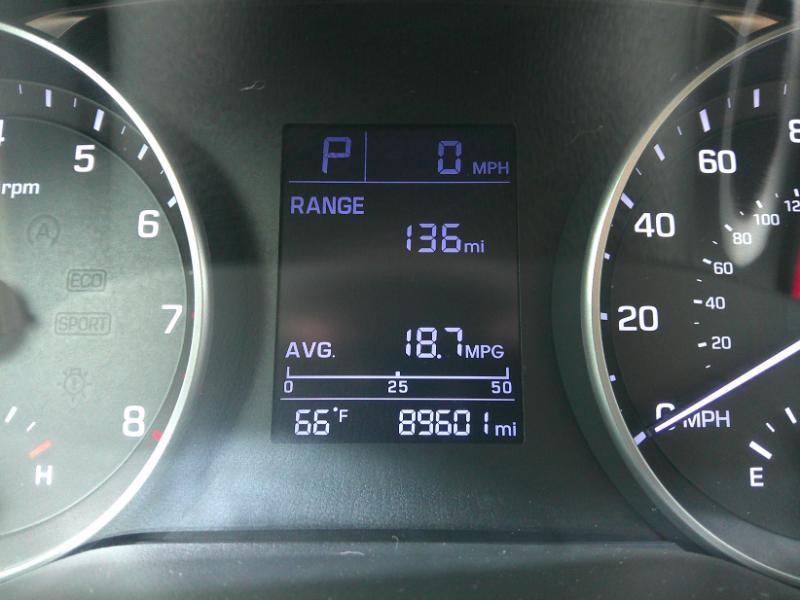 Hyundai Elantra Value Edition 6A 2017