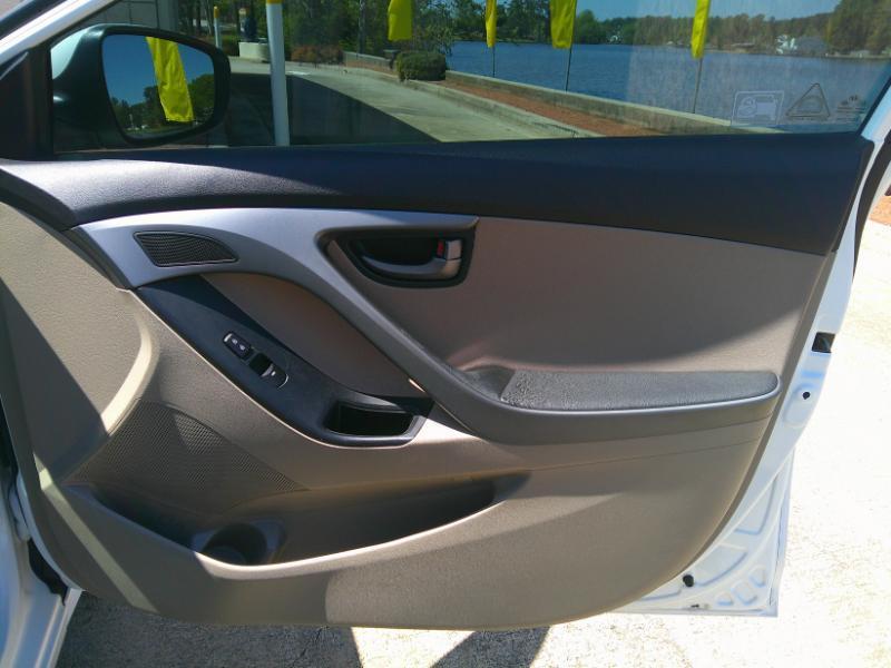 Hyundai Elantra GLS M/T 2014