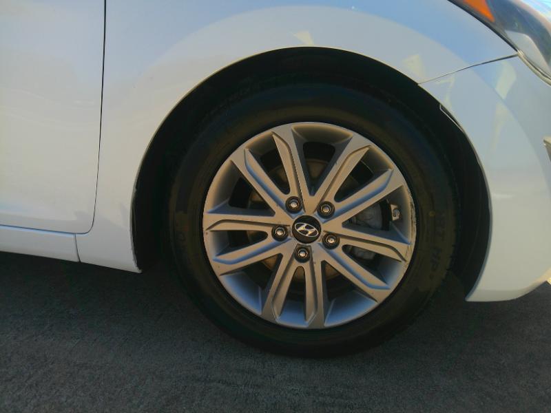 Hyundai Elantra GLS M/T 2014