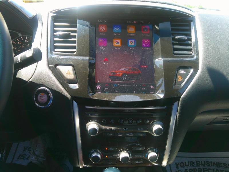 Nissan Pathfinder S 2WD 2014