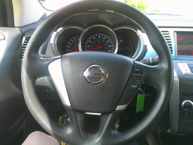 Nissan Murano S 2012