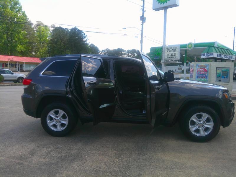 Jeep Grand Cherokee Laredo 4WD 2015